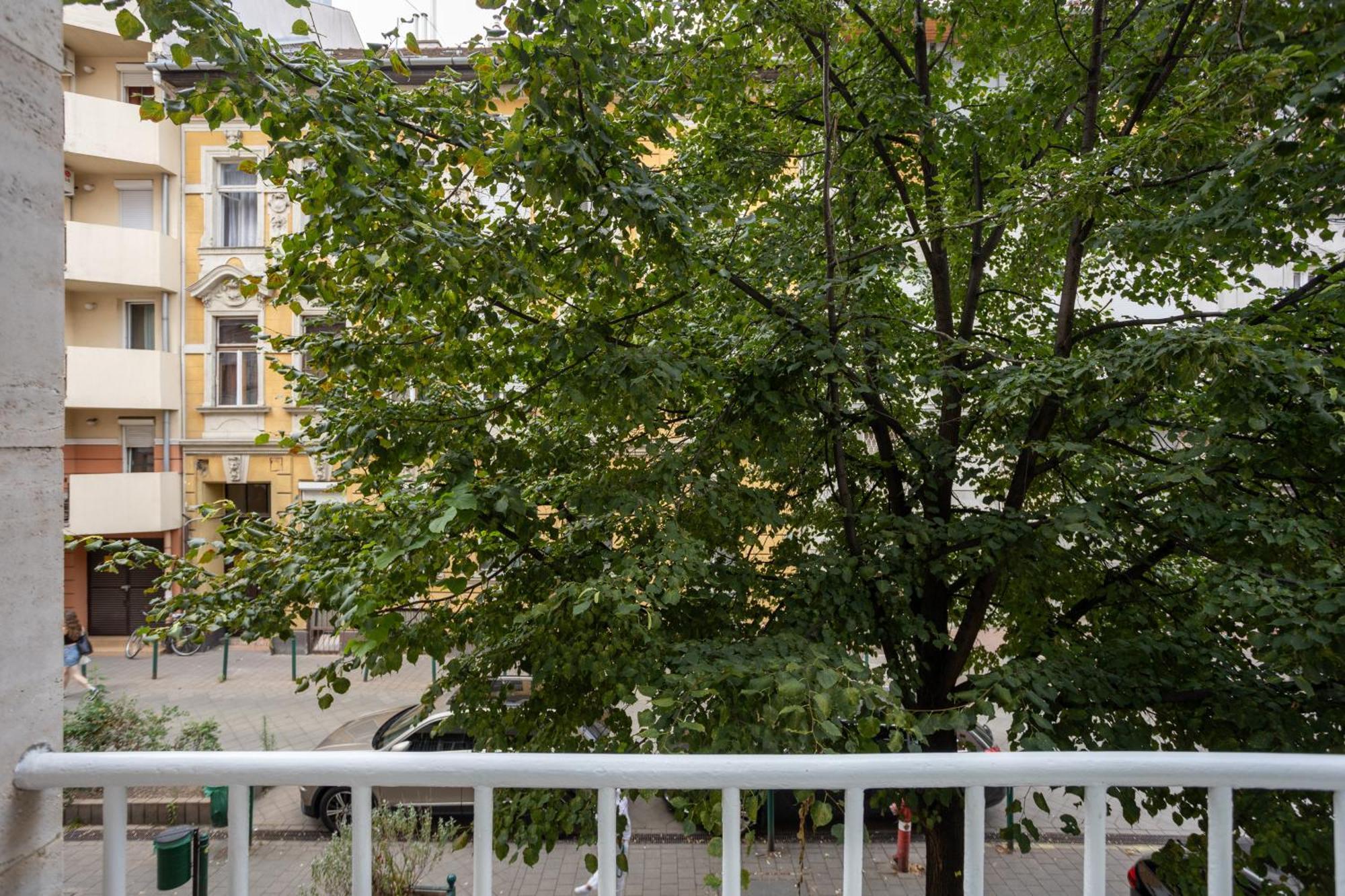 Whiteangel Apartments Budapest Exteriör bild